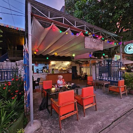 Nomad Guesthouse Kratie Exterior foto