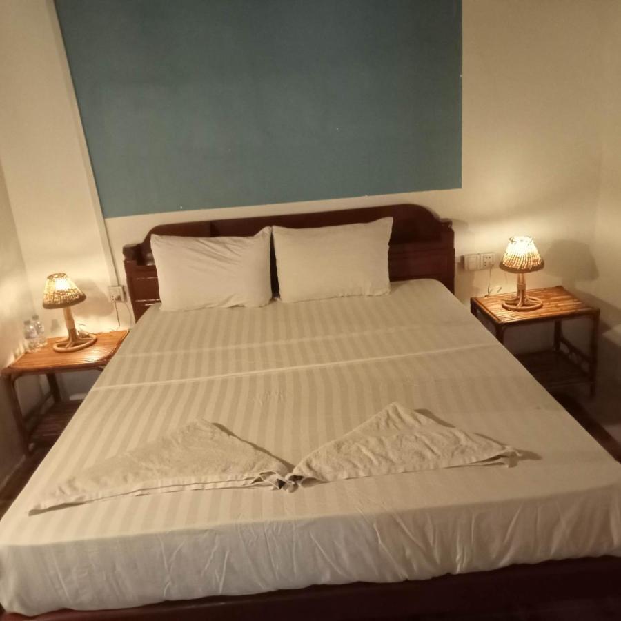 Nomad Guesthouse Kratie Exterior foto